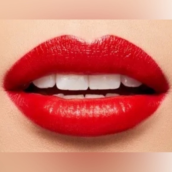 MAC DEIFY ME 481 hydrating Liquid Lipstick Love Me Lipcolour NEW IN BOX - Picture 1 of 6